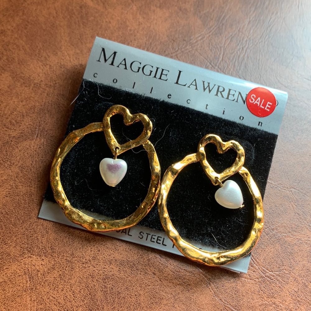 Vintage Heart & Pearl Hoop Gold Tone Earrings
